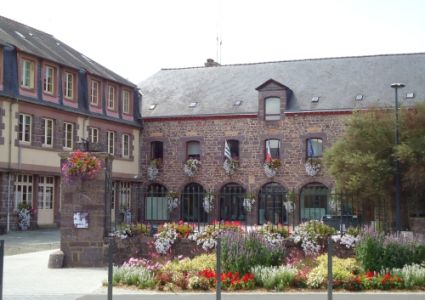 La Mairie, ancien couvent des Ursulines