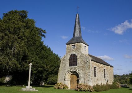 Eglise Saint-Lunaire de Saint-Lormel, dite du vieux bourg