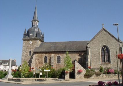Eglise Saint Pierre de Quédillac