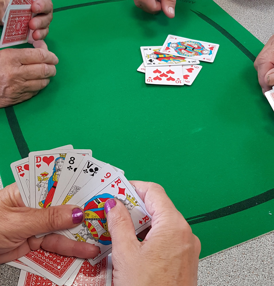Initiation à la belote et autres jeux de cartes