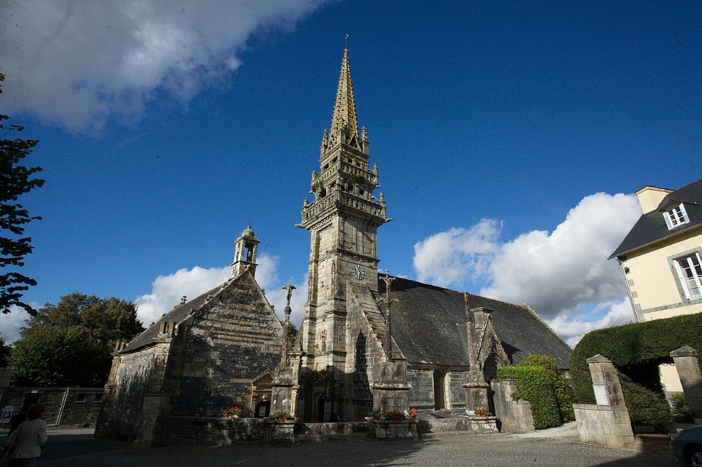 Enclos paroissial de La Roche Maurice