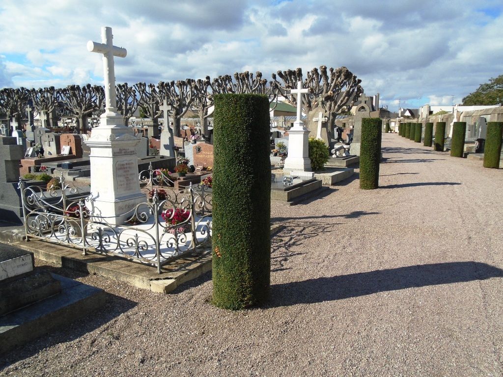 Le cimetière saint Michel